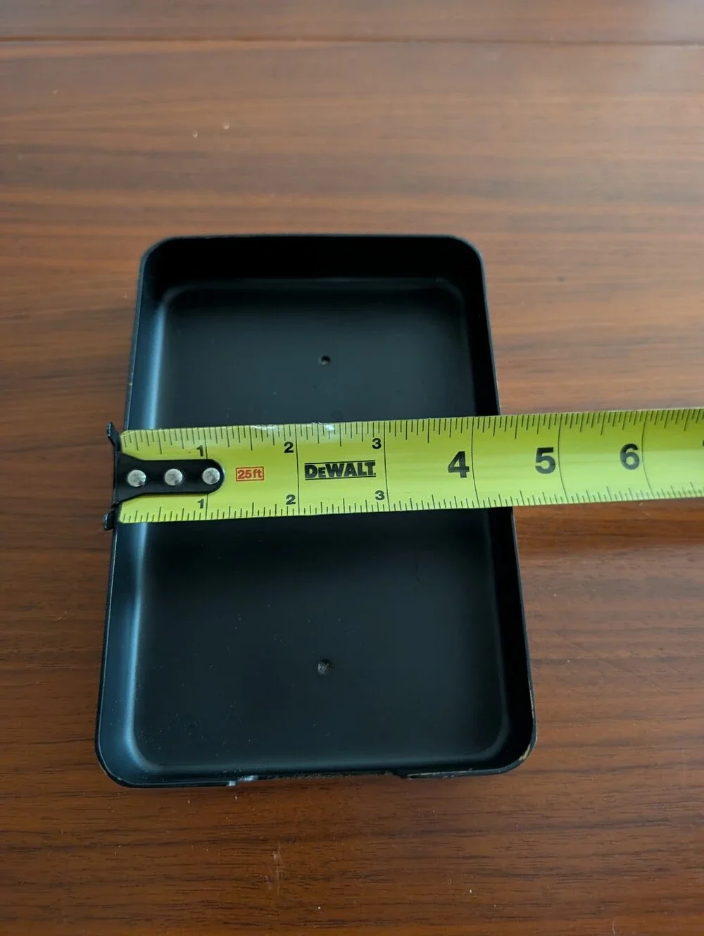 Smokador Index Car Desk Top Holder Metal Pre Owned